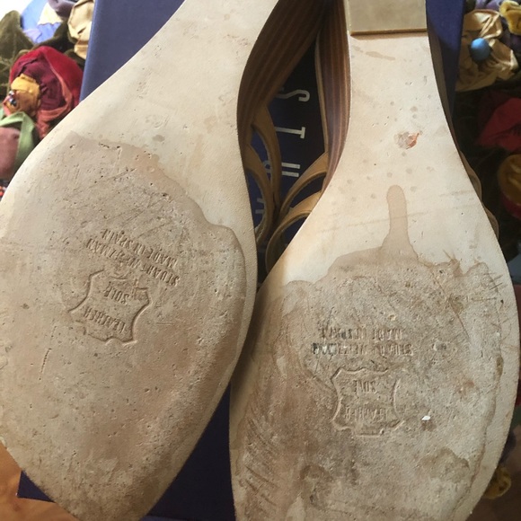 Stuart Weitzman Sanibel sandals - Picture 5 of 8